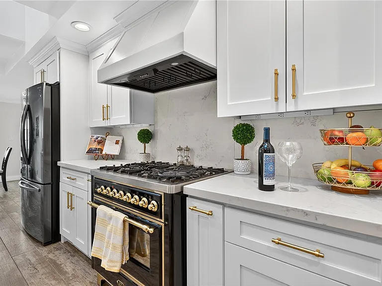 75407 Montecito Dr — Photo 13