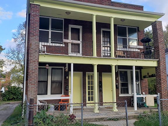 4th image of 490 Seymour Ave