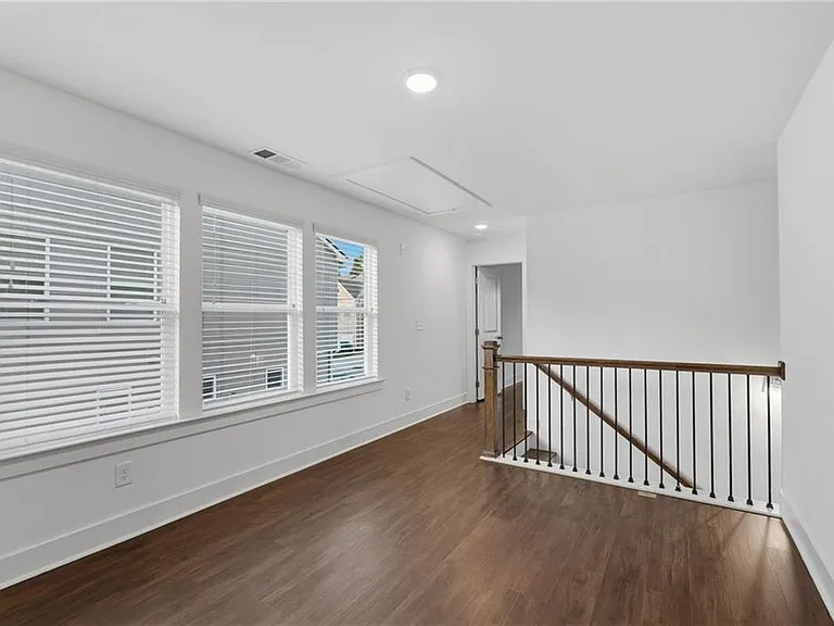 2244 Mulsanne Dr — Photo 22