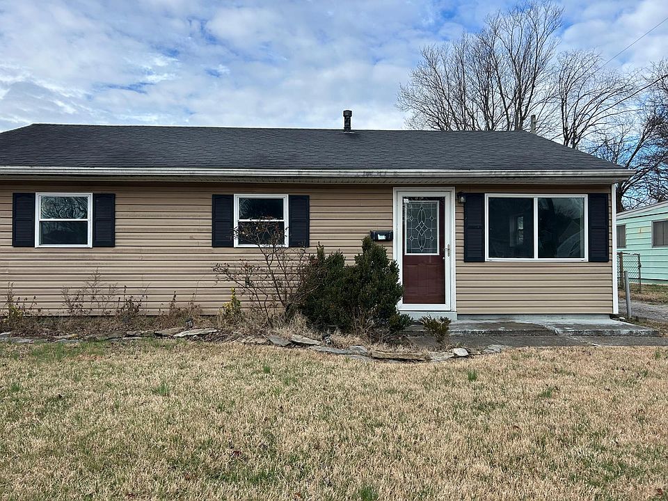 1st image of 4907 Andalusia Ln