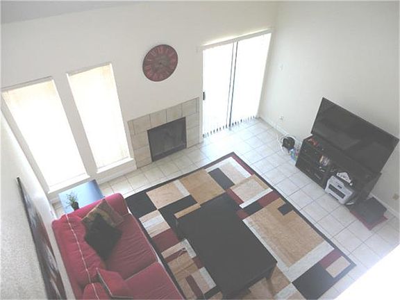 3rd image of 10811 Richmond Ave APT 33
