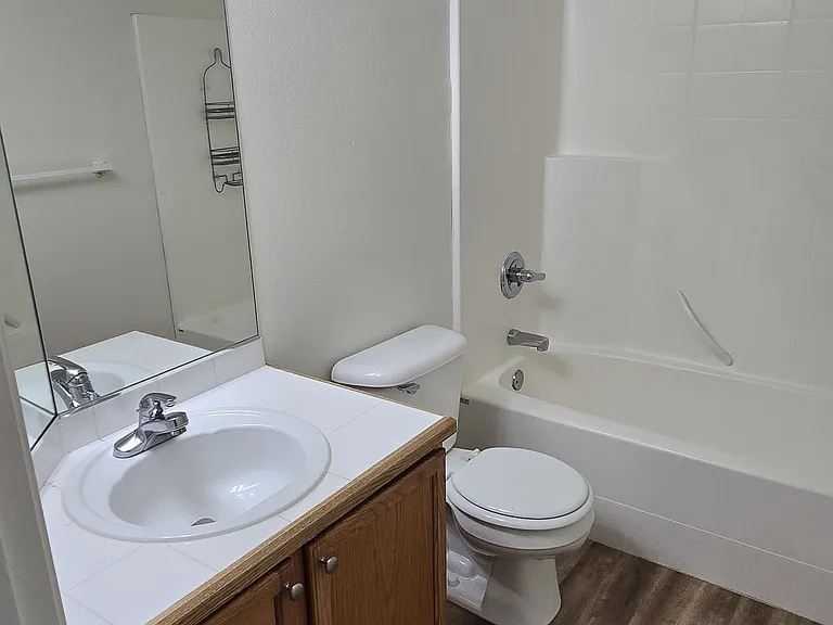 18558 SW Takena Ct — Photo 4