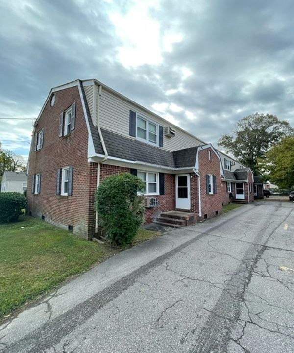 1st image of 719 Dudley Ave APT 6