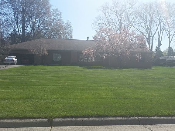 4th image of 243 S Evangeline St