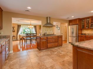 9 Crestwood Rd, Windham, NH 03087