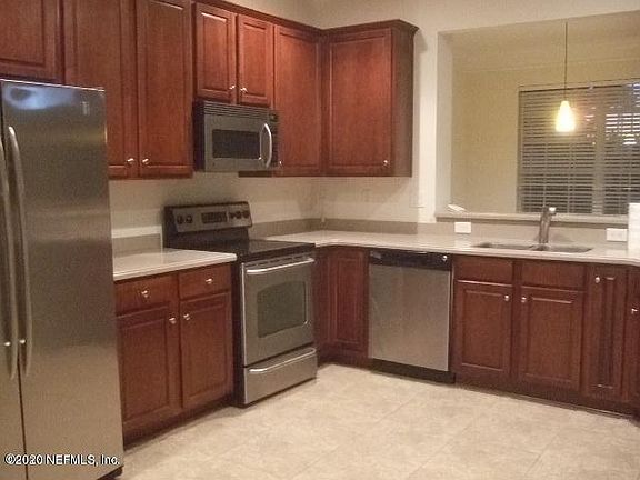 3rd image of 6373 Autumn Berry Cir