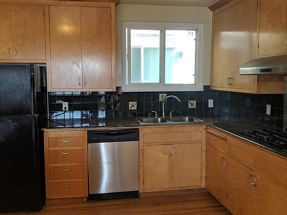 2nd image of 1312 15th Ave #3
