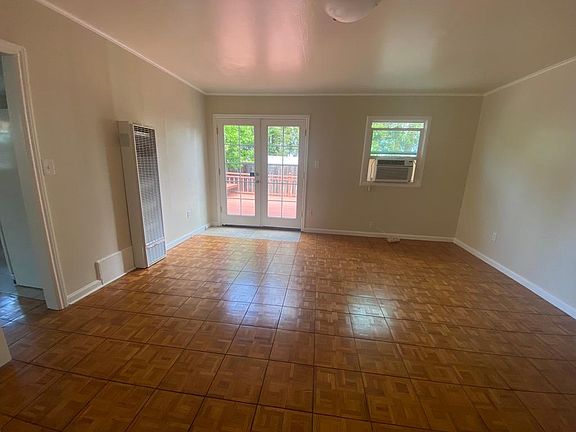 3rd image of 2023 La Salle Dr