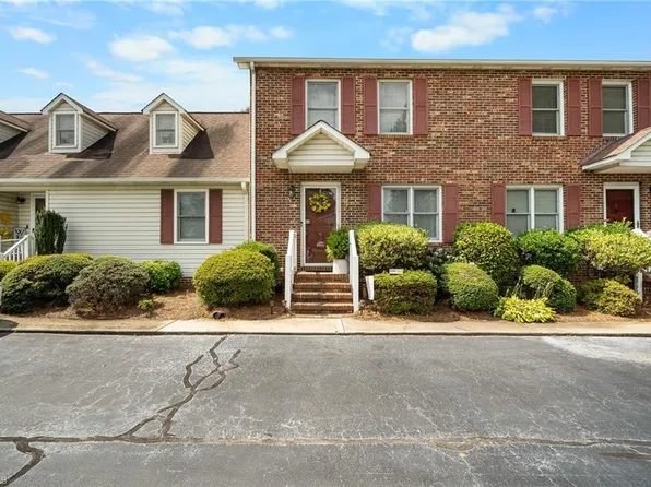 736 Salem St Unit 2, Thomasville, NC 27360