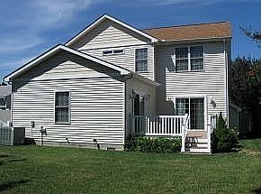 3rd image of 304 Country Club Dr