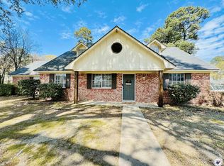 40 Broadmoor Dr, Texarkana, AR 71854