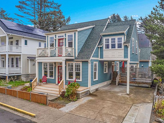 3rd image of 2746 SW Beach Ave