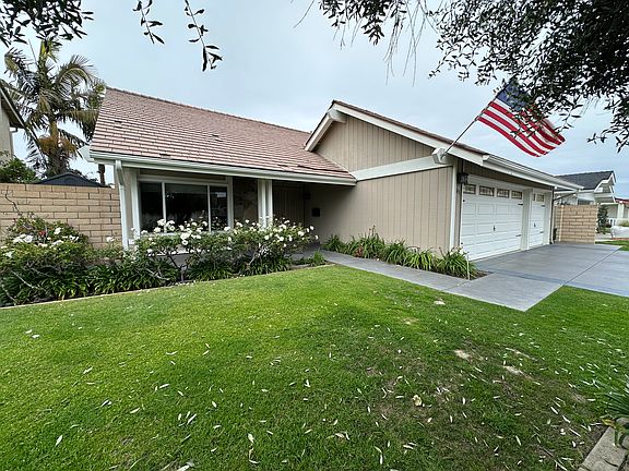 2nd image of 8631 Larkport Dr