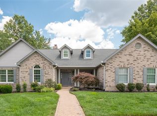 1364 Conway Oaks Dr, Chesterfield, MO 63017