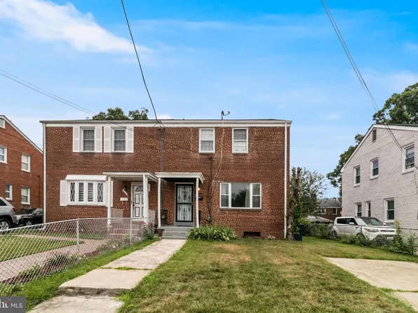 2351 Iverson St, Temple Hills, MD 20748