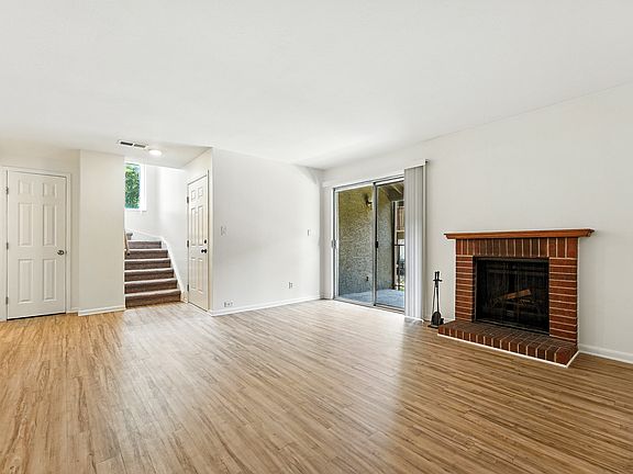 3rd image of 5300 E Cherry Creek South Dr APT 1423