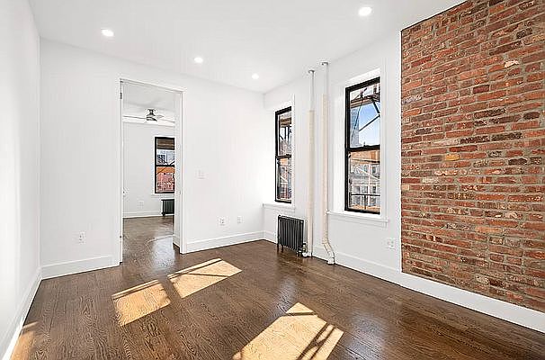 1st image of 178 Mulberry St APT 18