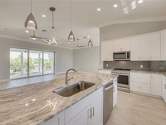 3rd image of 117 Sand Dollar Dr