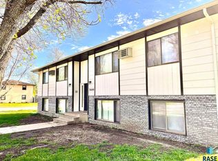 3600 S Cathy Ave, Sioux Falls, SD 57106