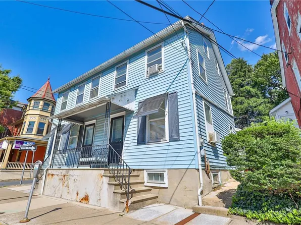 147 S Main St, Nazareth, PA 18064