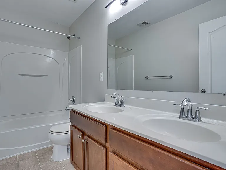 2895 Sedgemore Pl — Photo 23
