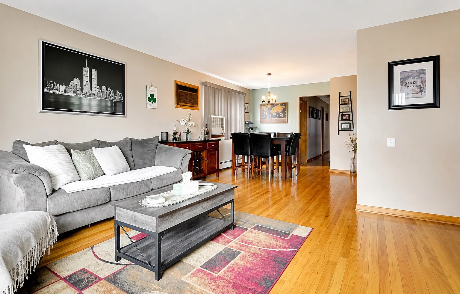 3 bed, $2,600 — Photo 2