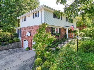 107 Laurelwood Dr, Pittsburgh, PA