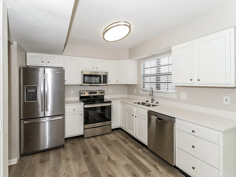 6722 Foxfire Dr — Photo 9