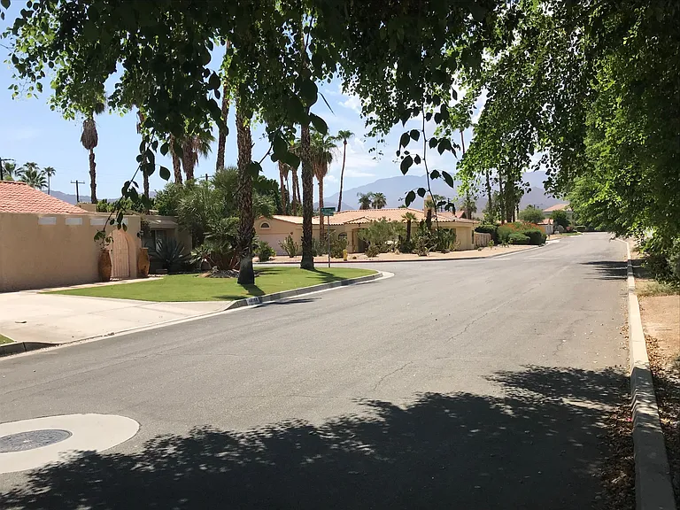 44136 Fairhaven Dr — Photo 18