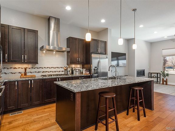 4th image of 4960 Valentia Court