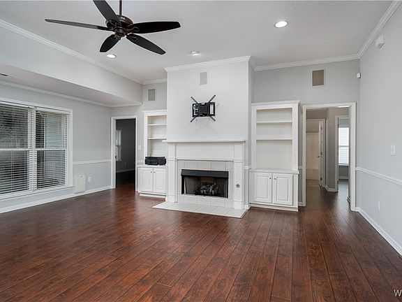 4th image of 6406 Woodmere Dr