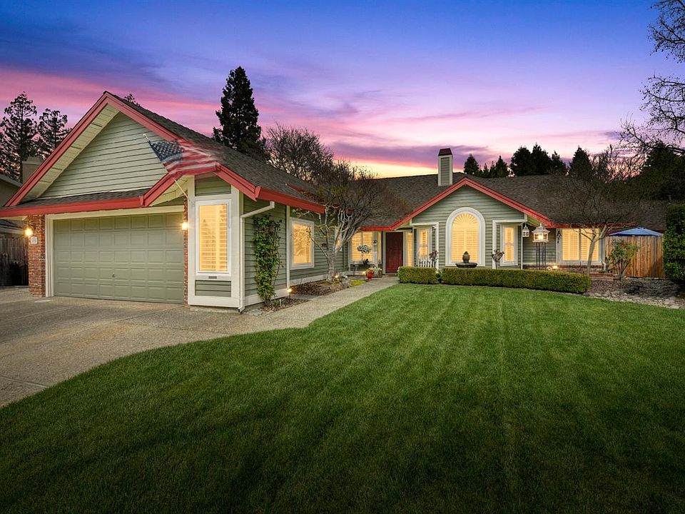 1st image of 104 Moorland Ct