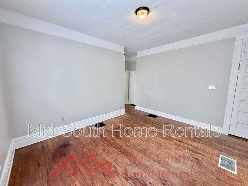 1 bed, 1.0 bath, 1012 sqft, $775 — Photo 3