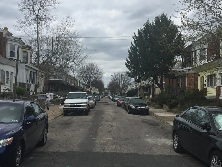 1212 S Wilton St — Photo 2