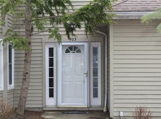 403 Eagle Trce #403, Cleveland, OH 44124