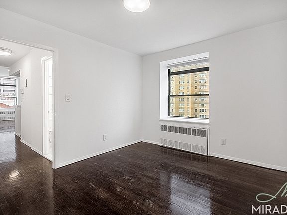 2nd image of 304 E 20th St APT 6F