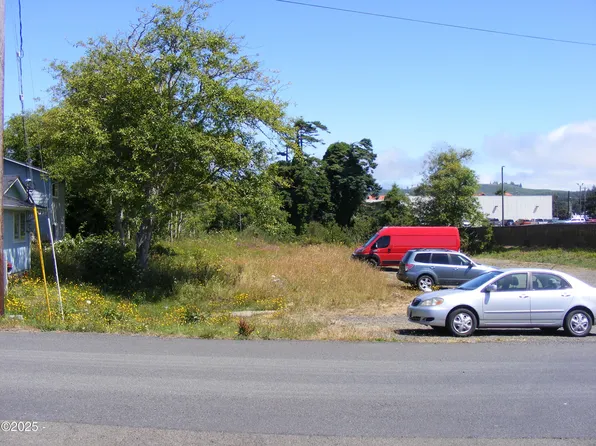0 NW Grove St, Newport, OR 97365