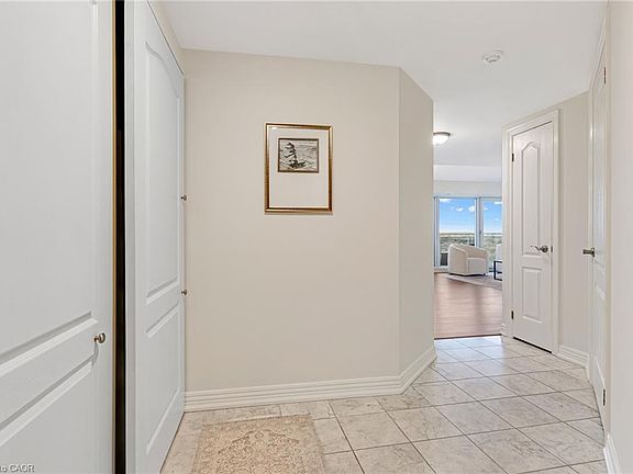 3rd image of 190 Hespeler Rd #1804