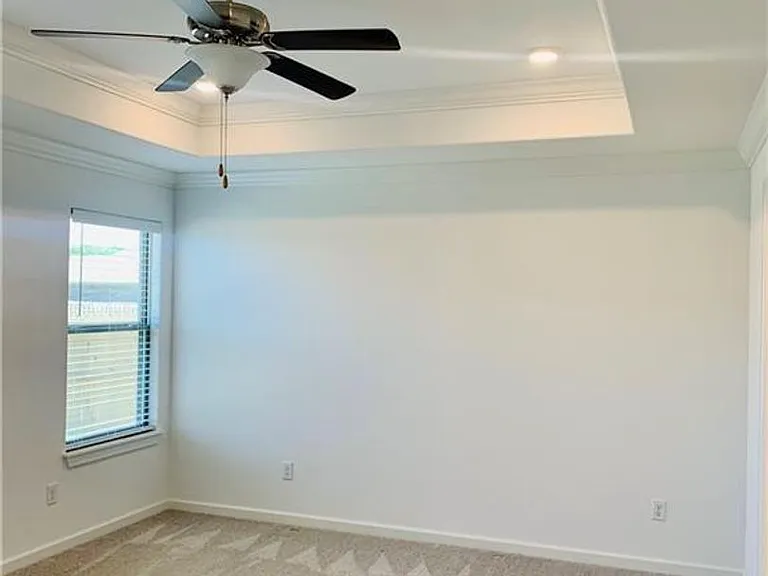 4304 W Newton Ave — Photo 7