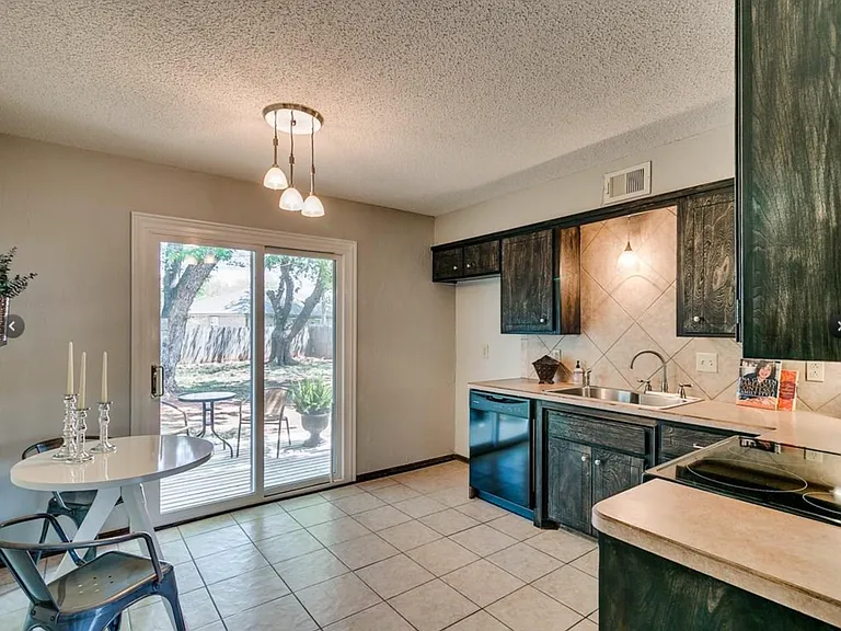 722 S Meadow Ln — Photo 20