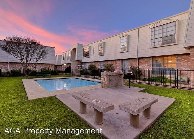 1st image of 9315 Northgate Blvd #101