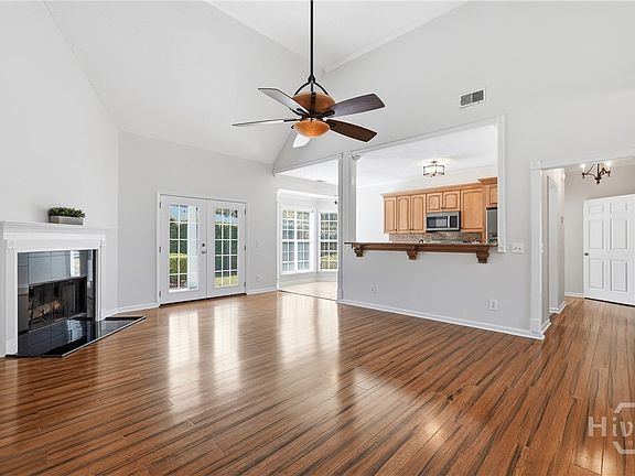 2nd image of 214 Island Creek Lane
