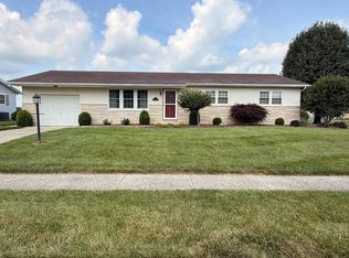 9036 Green Meadow Dr, Brookville, IN 47012