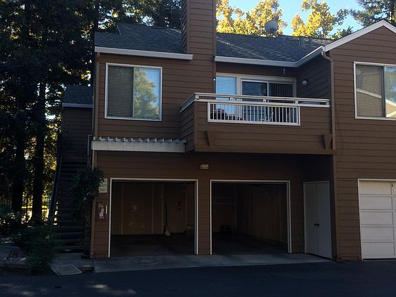 2nd image of 2487 Alveswood Cir