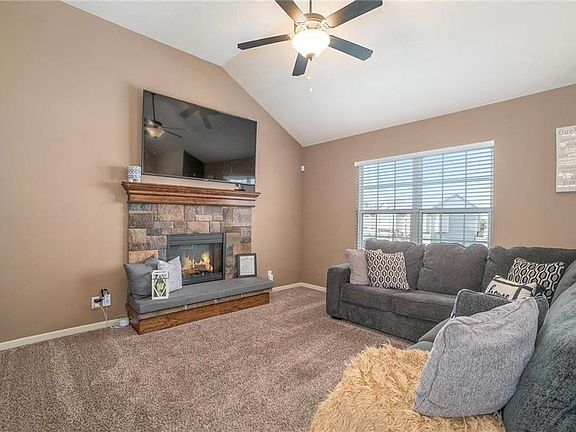 4th image of 4815 Shearer Ct