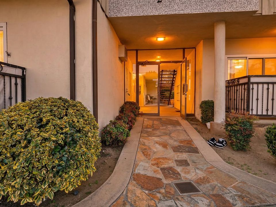 1st image of 232 N Verdugo Rd APT 2