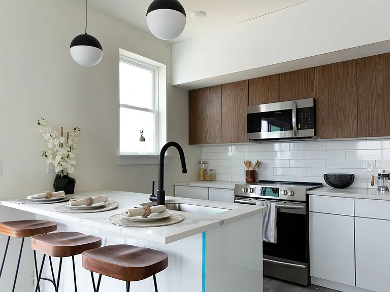Stunning New Luxury Apartments at The Vienna — Photo 50