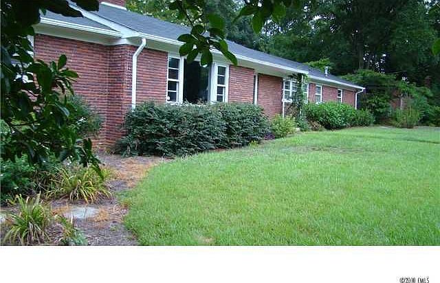 1st image of 1903 Westbrook Cir