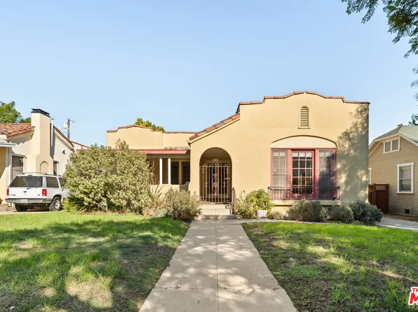 580 N Beachwood Dr, Los Angeles, CA 90004