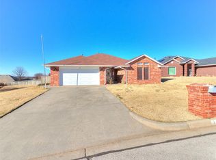 713 Crosswind Dr, Purcell, OK 73080